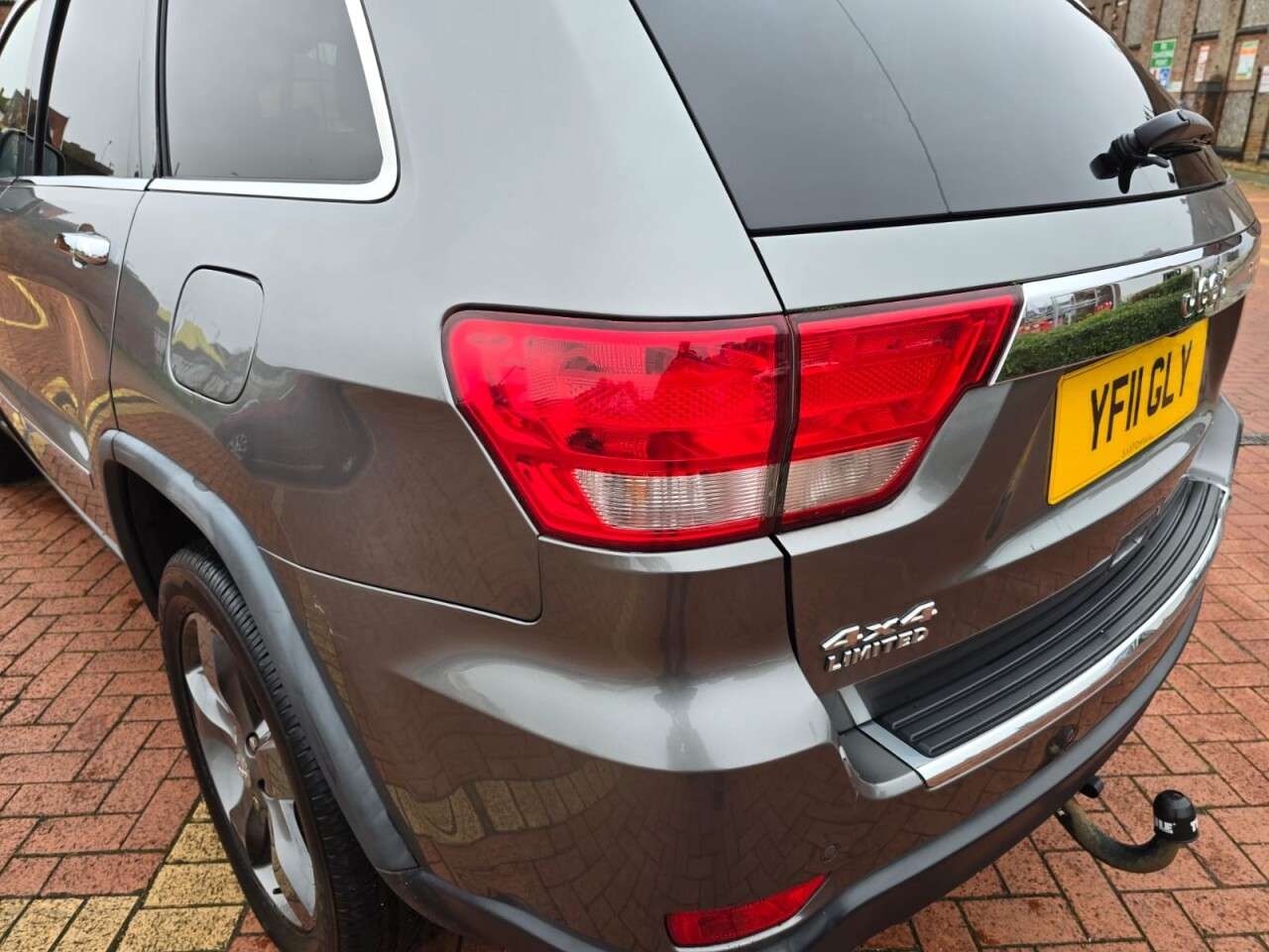 2011 JEEP GRAND CHEROKEE 2011 JEEP GRAND CHEROKEE