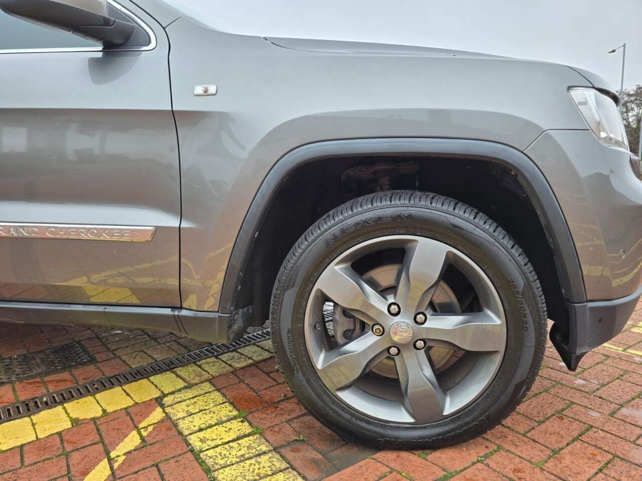 2011 JEEP GRAND CHEROKEE 2011 JEEP GRAND CHEROKEE