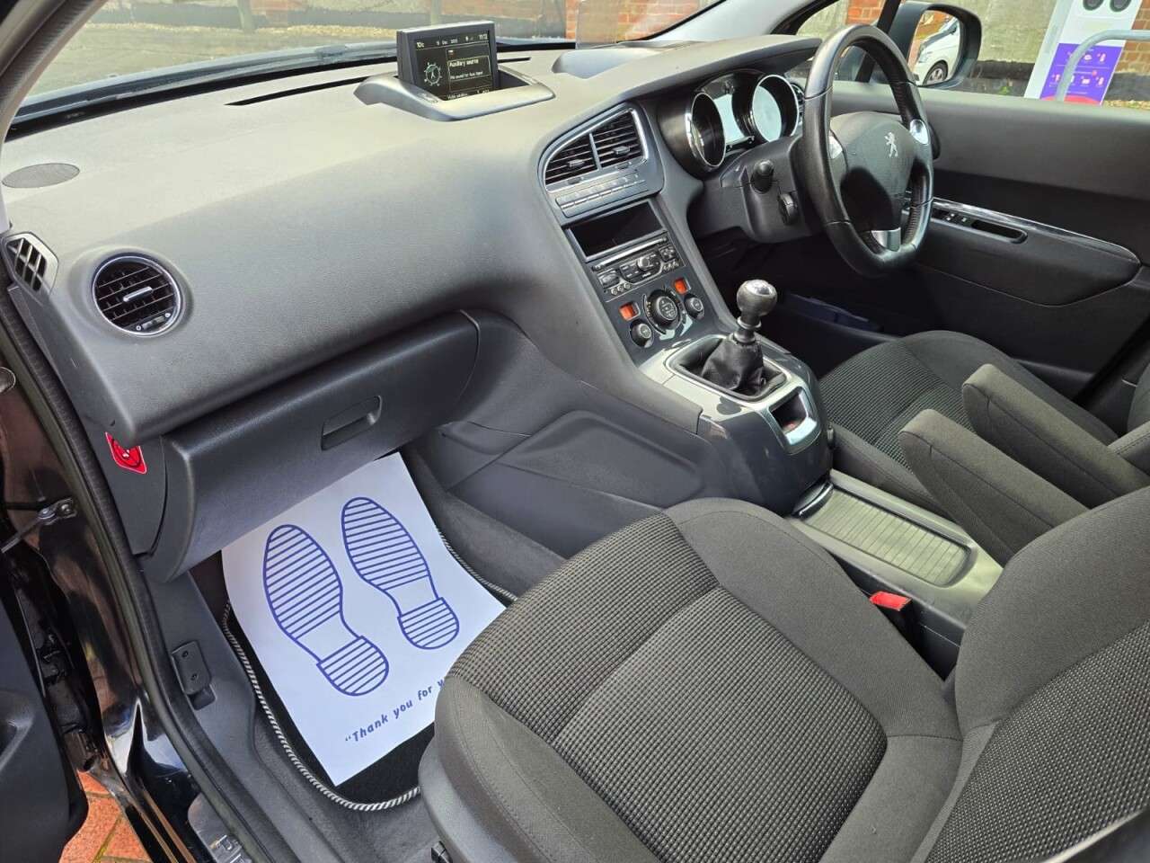 2014 PEUGEOT 5008 2014 PEUGEOT 5008