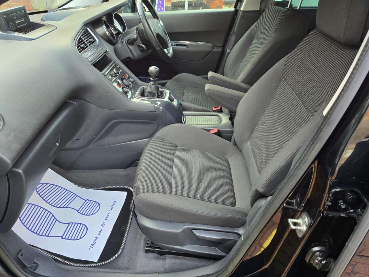 2014 PEUGEOT 5008 2014 PEUGEOT 5008