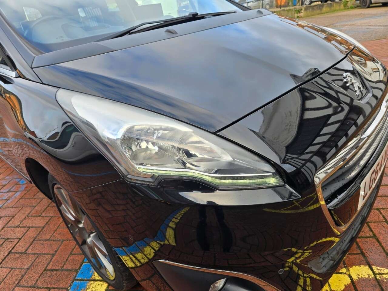 2014 PEUGEOT 5008 2014 PEUGEOT 5008