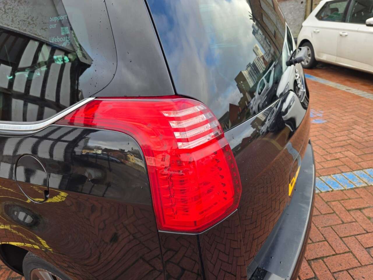 2014 PEUGEOT 5008 2014 PEUGEOT 5008