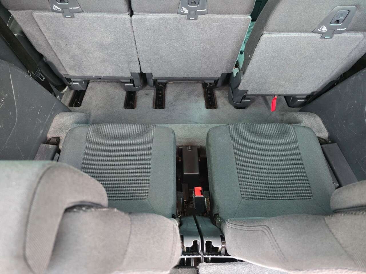 2014 PEUGEOT 5008 2014 PEUGEOT 5008