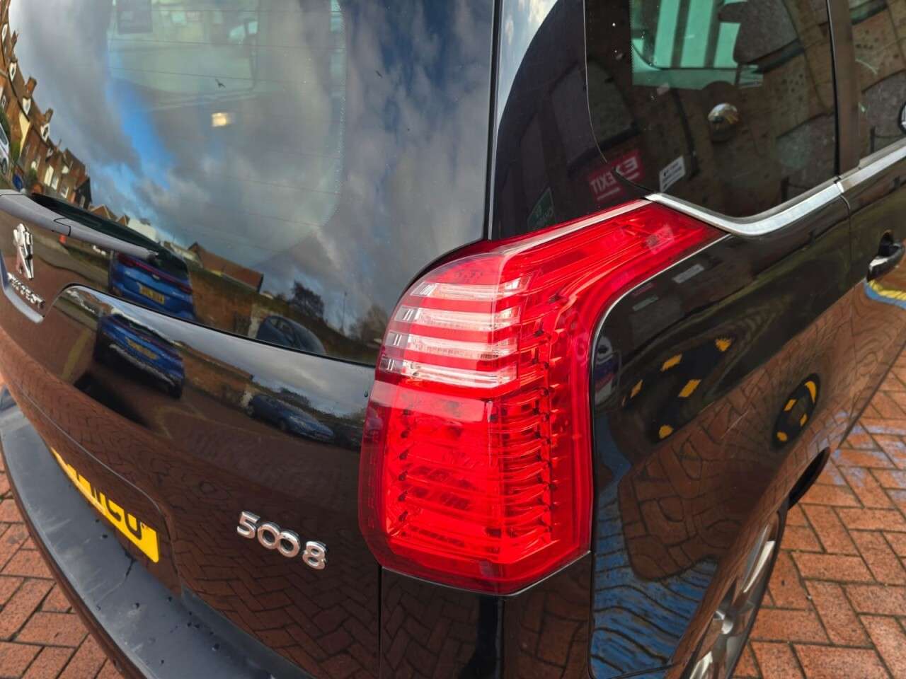 2014 PEUGEOT 5008 2014 PEUGEOT 5008