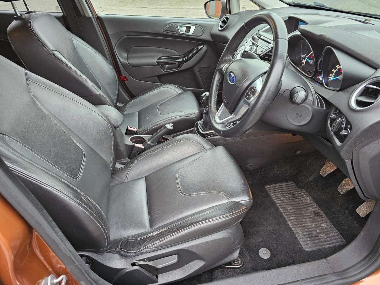 2014 FORD FIESTA 2014 FORD FIESTA