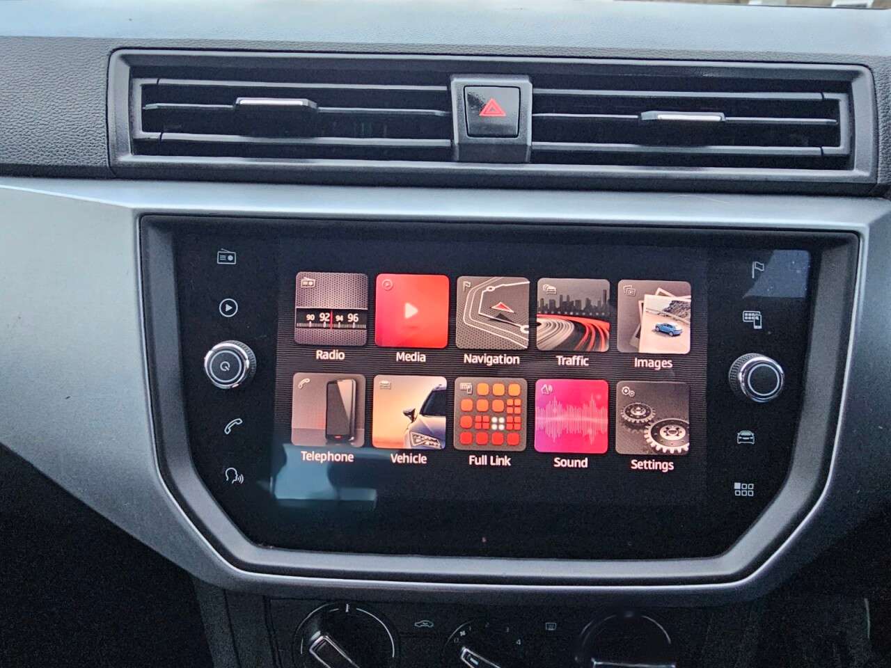 2017 SEAT ARONA 2017 SEAT ARONA