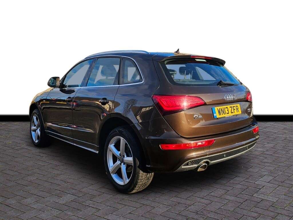 2013 AUDI Q5 2013 AUDI Q5