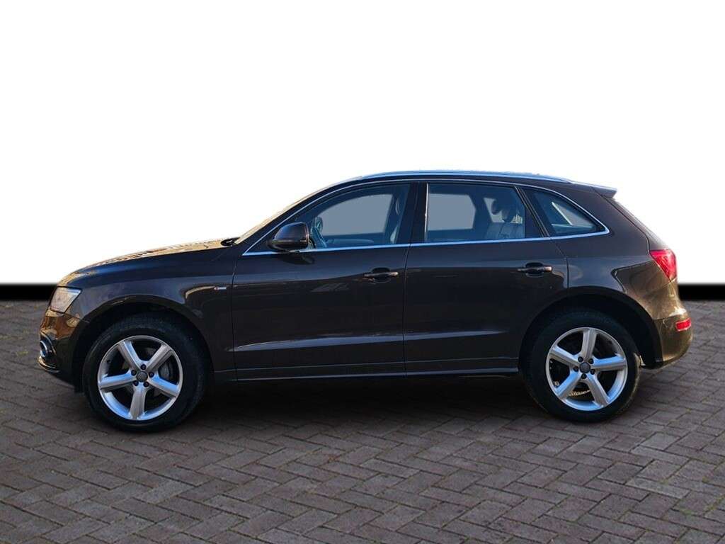2013 AUDI Q5 2013 AUDI Q5