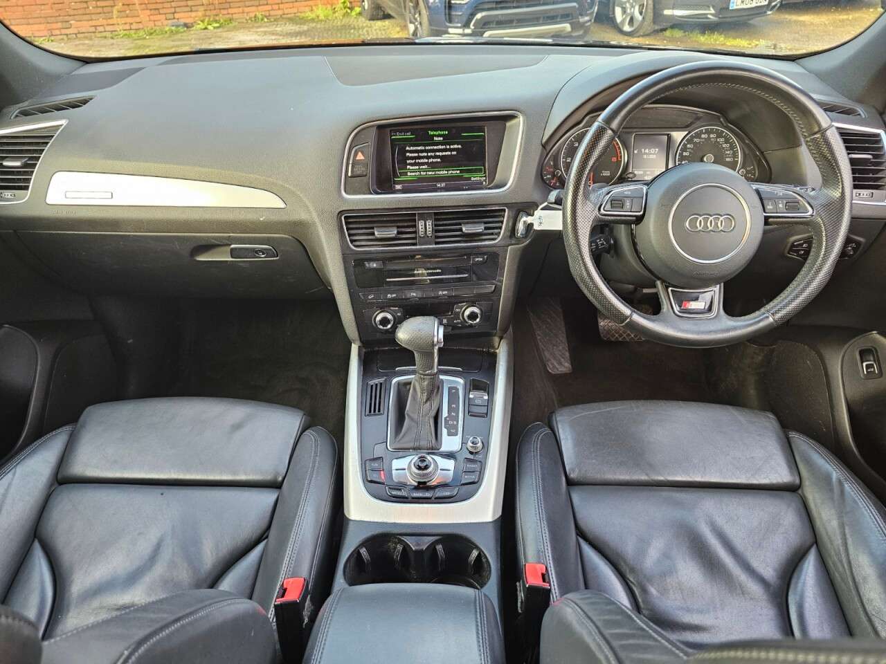 A 2013 AUDI Q5 2.0 TDI S line SUV 5dr Diesel S Tronic quattro Euro 5 (s/s) (177 ps) 6 Mont A 2013 AUDI Q5 2.0 TDI S line SUV 5dr Diesel S Tronic quattro Euro 5 (s/s) (177 ps) 6 Mont