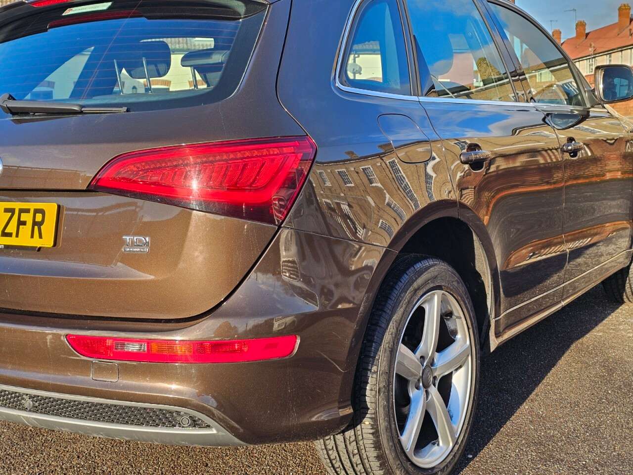 2013 AUDI Q5 2013 AUDI Q5