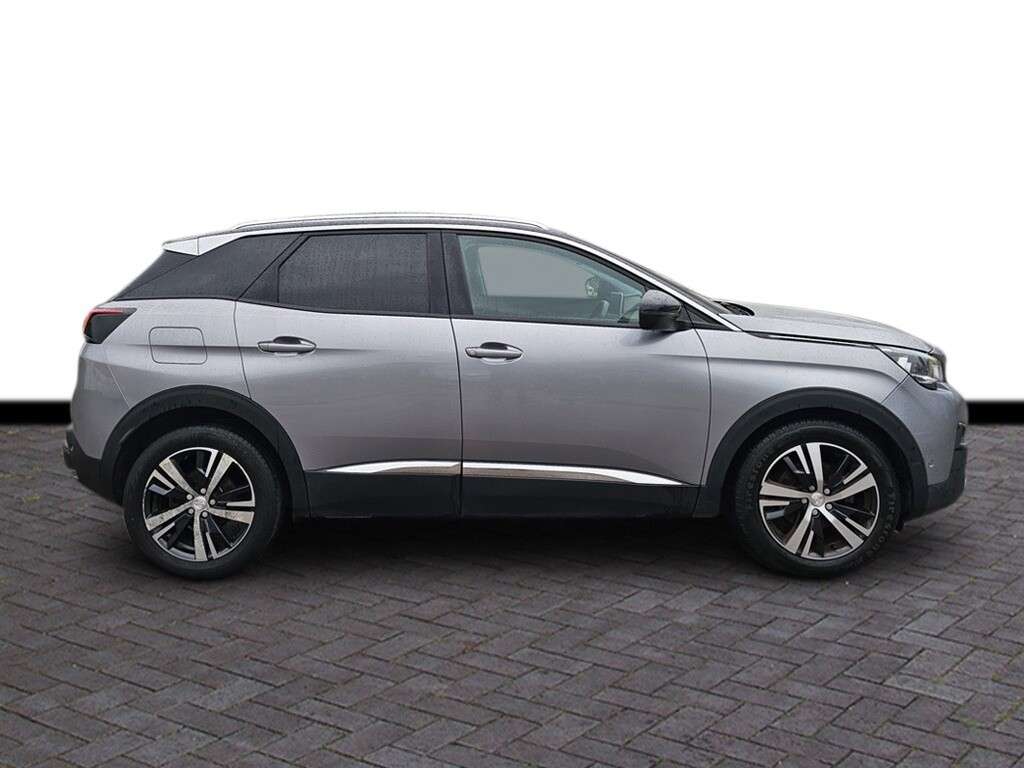 A 2017 PEUGEOT 3008 1.6 BlueHDi Allure SUV 5dr Diesel Manual Euro 6 (s/s) (120 ps) 6 months war A 2017 PEUGEOT 3008 1.6 BlueHDi Allure SUV 5dr Diesel Manual Euro 6 (s/s) (120 ps) 6 months war