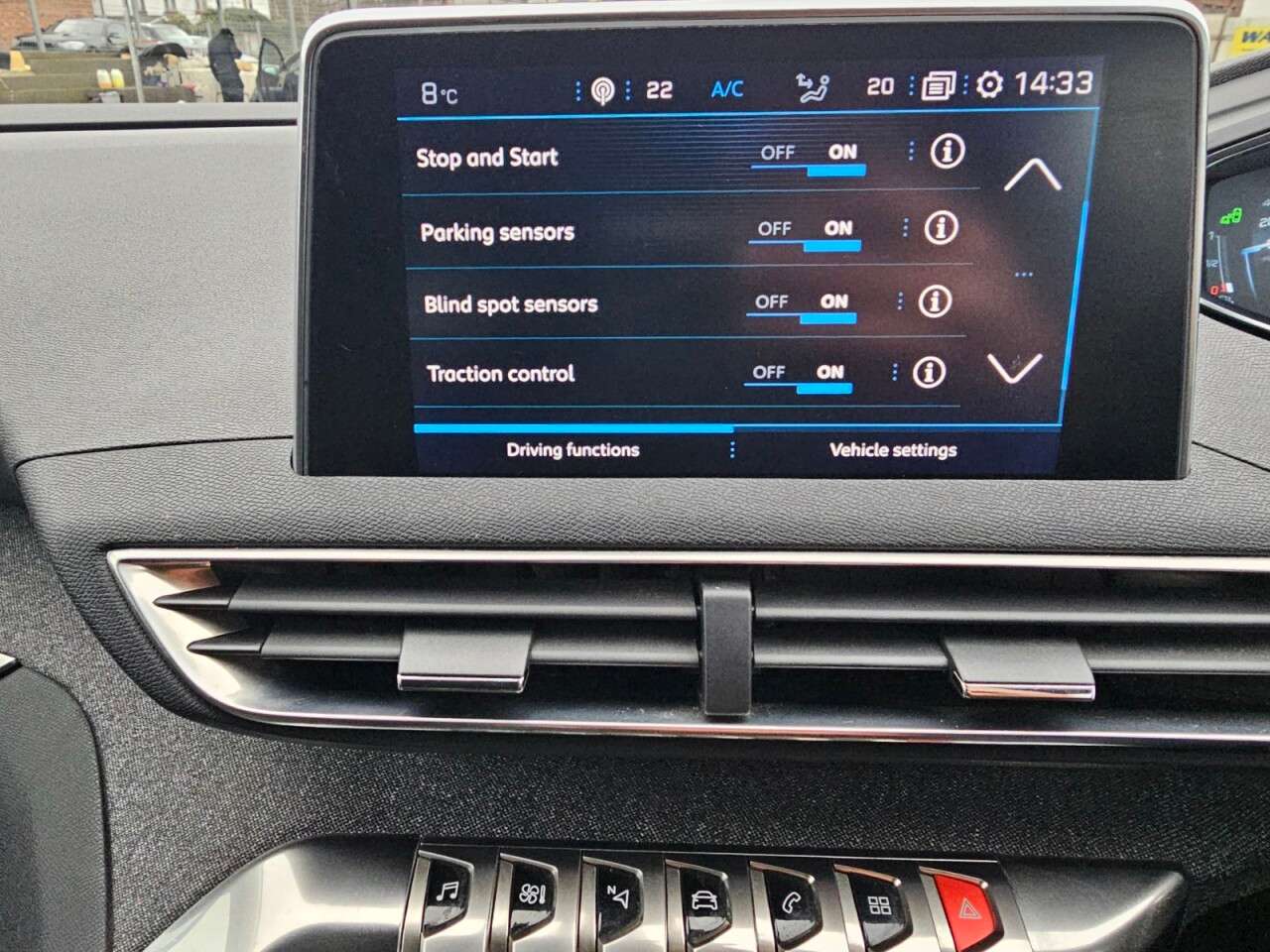 2017 PEUGEOT 3008 2017 PEUGEOT 3008