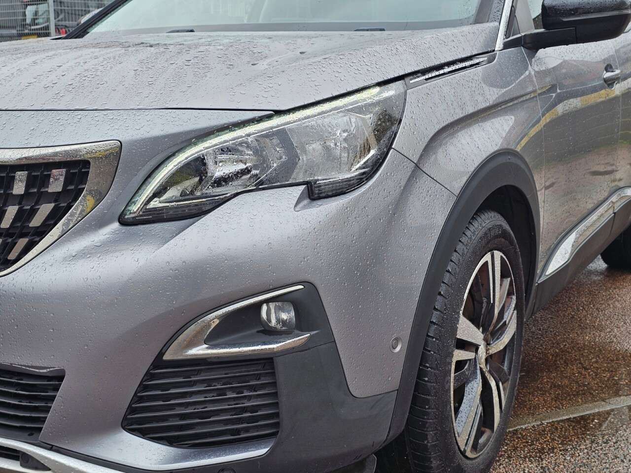 2017 PEUGEOT 3008 2017 PEUGEOT 3008