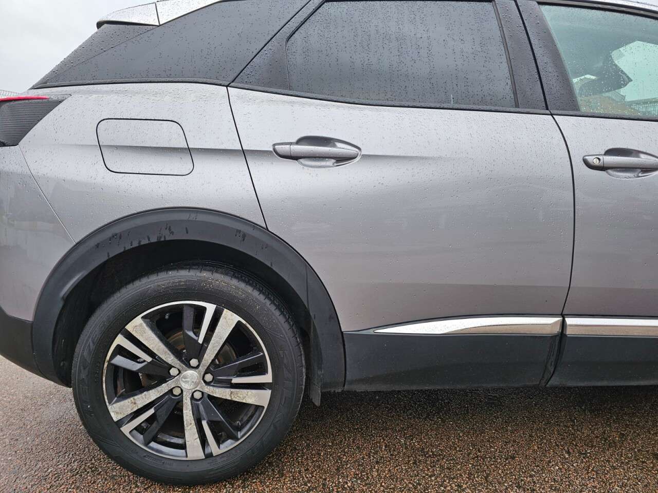 2017 PEUGEOT 3008 2017 PEUGEOT 3008