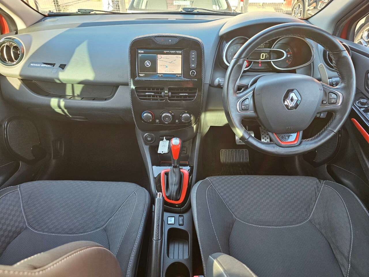 A 2014 RENAULT CLIO 1.2 TCe GT Line Hatchback 5dr Petrol EDC Euro 5 (120 ps) 6 months warranty, A 2014 RENAULT CLIO 1.2 TCe GT Line Hatchback 5dr Petrol EDC Euro 5 (120 ps) 6 months warranty,