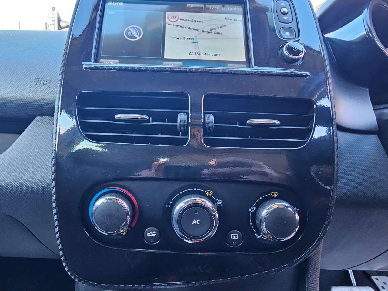 2014 RENAULT CLIO 2014 RENAULT CLIO