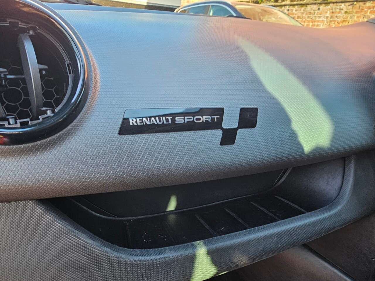 2014 RENAULT CLIO 2014 RENAULT CLIO