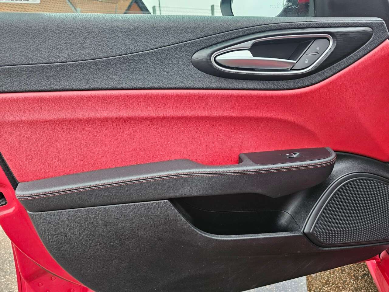 2017 ALFA ROMEO GIULIA 2017 ALFA ROMEO GIULIA