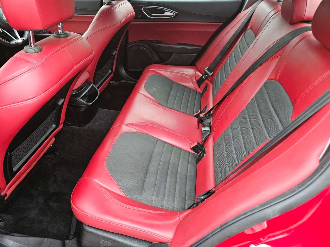 2017 ALFA ROMEO GIULIA 2017 ALFA ROMEO GIULIA