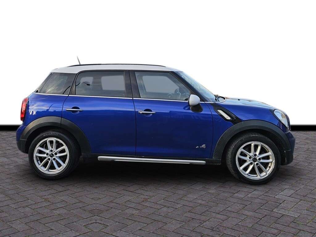 A 2014 MINI COUNTRYMAN 2.0 Cooper D SUV 5dr Diesel Auto ALL4 Euro 5 (112 ps) 6 Months warranty, £1 A 2014 MINI COUNTRYMAN 2.0 Cooper D SUV 5dr Diesel Auto ALL4 Euro 5 (112 ps) 6 Months warranty, £1