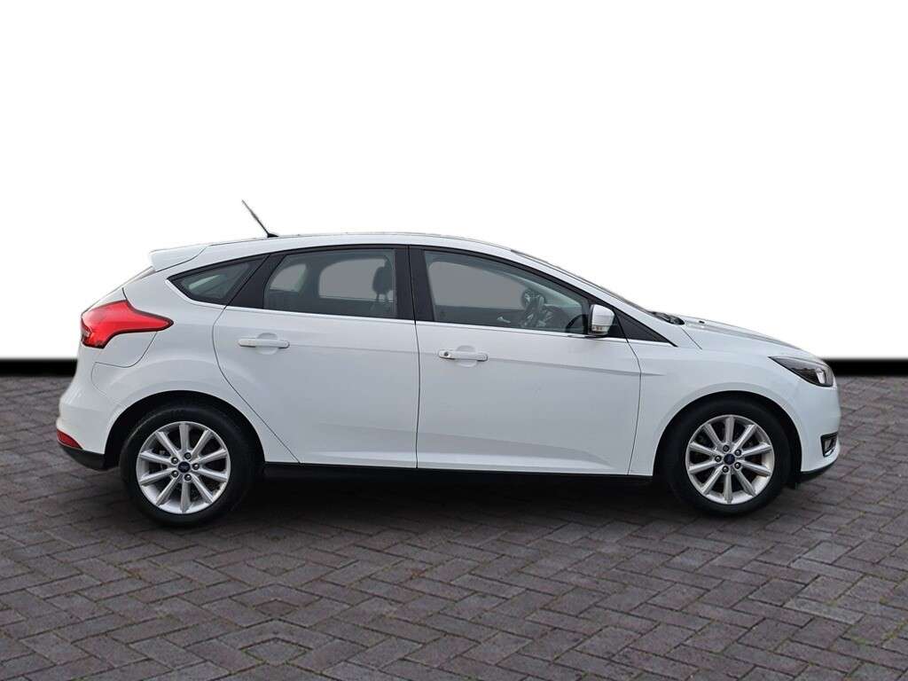 A 2016 FORD FOCUS 1.6 TDCi Titanium Hatchback 5dr Diesel Manual Euro 5 (s/s) (115 ps) 6 month A 2016 FORD FOCUS 1.6 TDCi Titanium Hatchback 5dr Diesel Manual Euro 5 (s/s) (115 ps) 6 month
