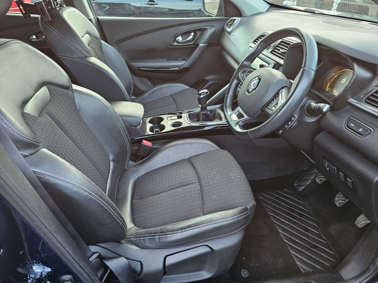 2017 RENAULT KADJAR 2017 RENAULT KADJAR