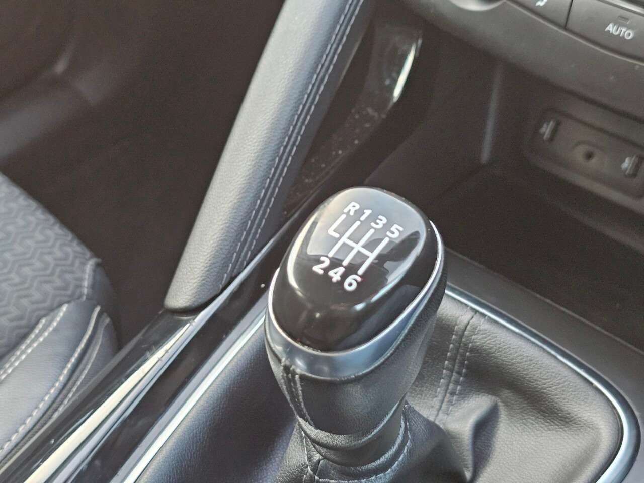 2017 RENAULT KADJAR 2017 RENAULT KADJAR