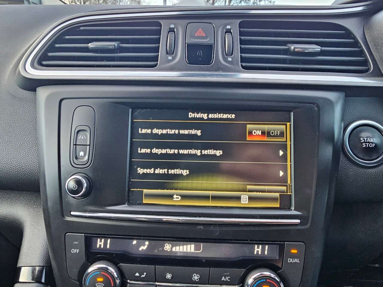 2017 RENAULT KADJAR 2017 RENAULT KADJAR