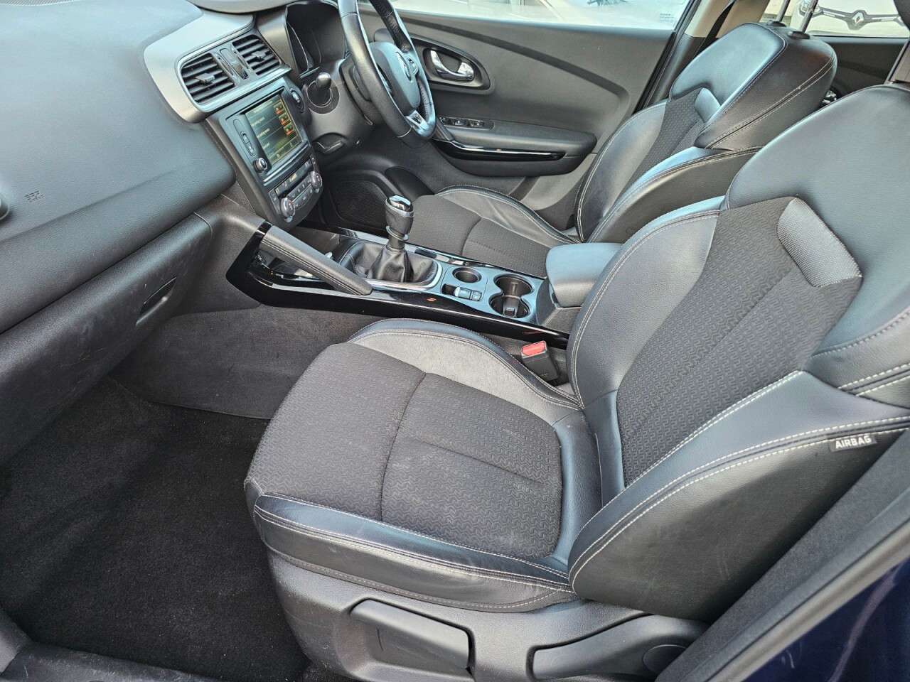 2017 RENAULT KADJAR 2017 RENAULT KADJAR