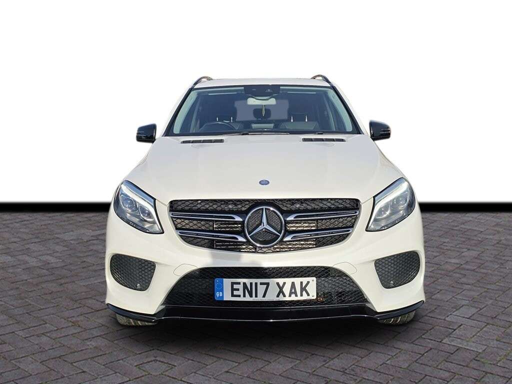 A 2017 MERCEDES-BENZ GLE 3.0 GLE350d V6 AMG Line SUV 5dr Diesel G-Tronic 4MATIC Euro 6 (s/s) (258 ps A 2017 MERCEDES-BENZ GLE 3.0 GLE350d V6 AMG Line SUV 5dr Diesel G-Tronic 4MATIC Euro 6 (s/s) (258 ps