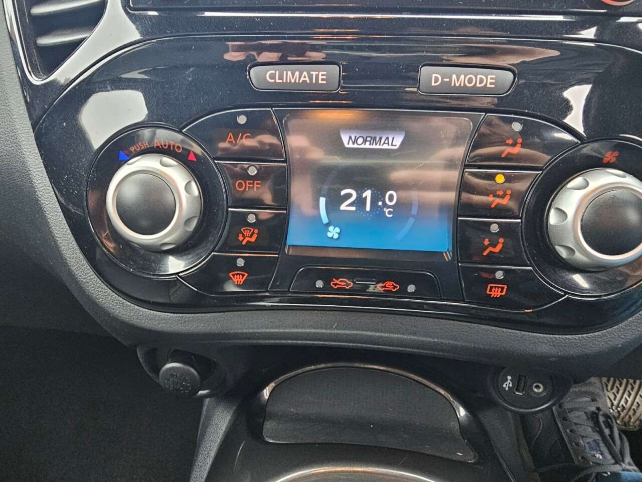 2015 NISSAN JUKE 2015 NISSAN JUKE