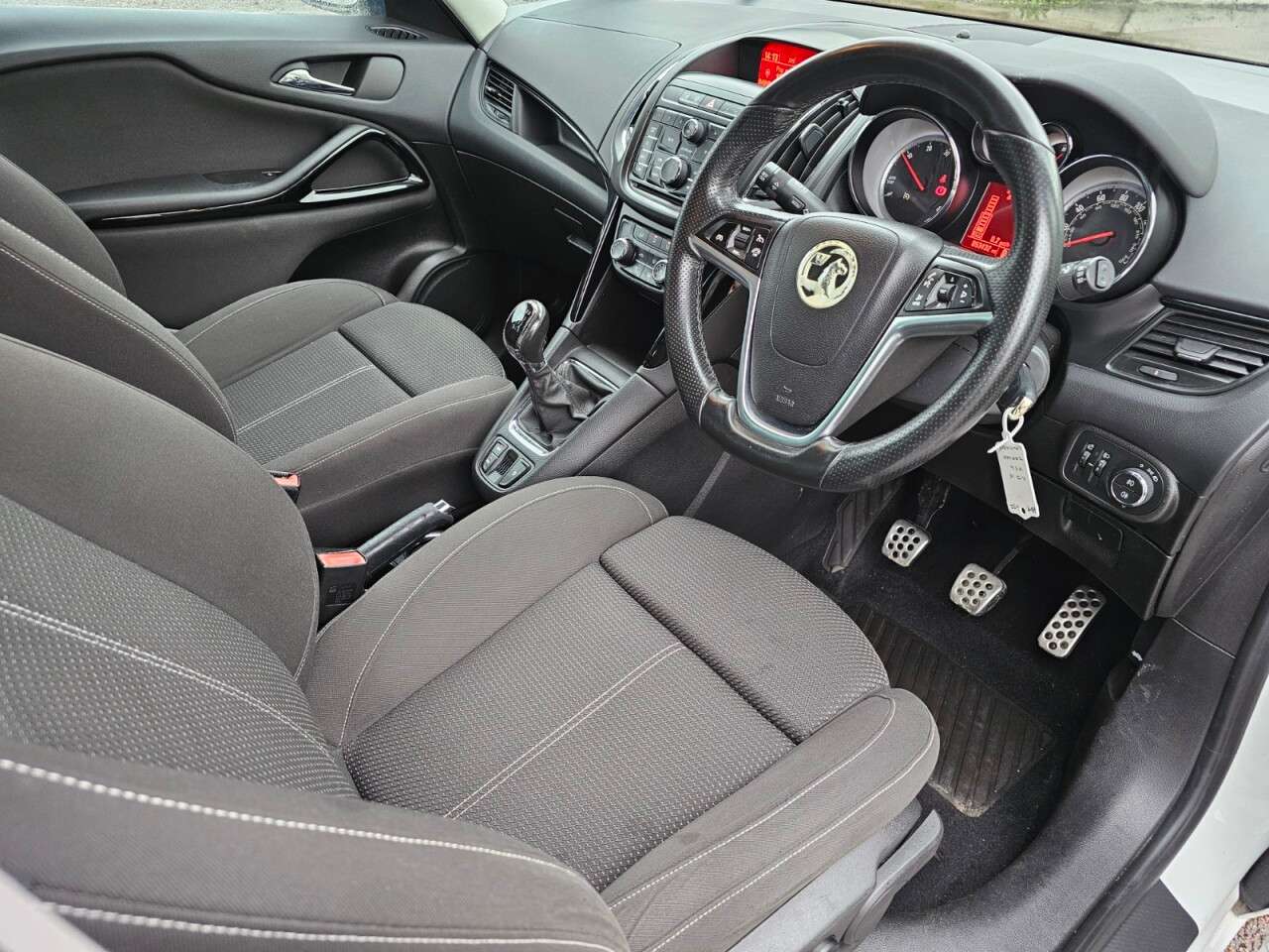 2016 VAUXHALL ZAFIRA TOURER 2016 VAUXHALL ZAFIRA TOURER