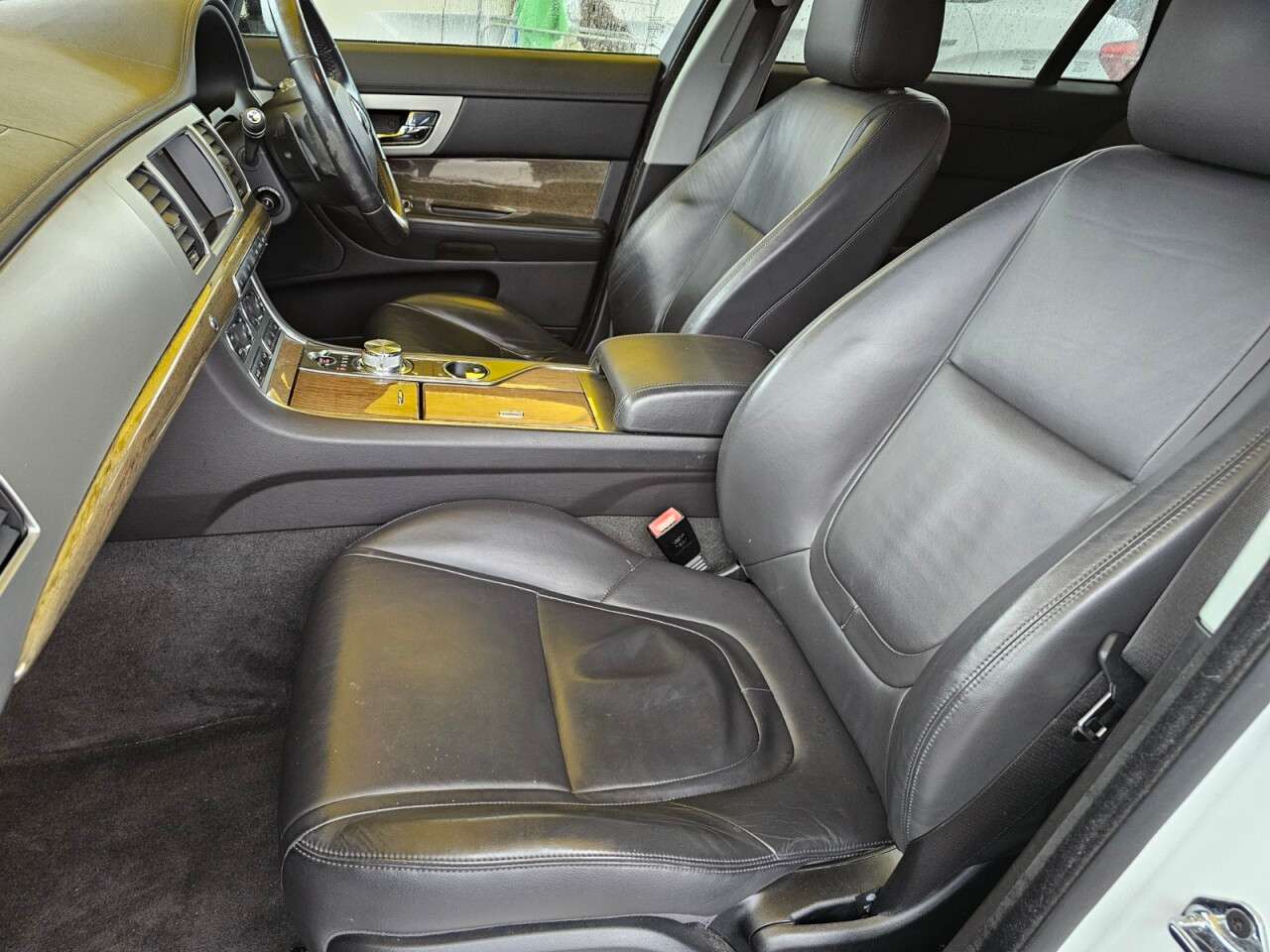 2014 JAGUAR XF 2014 JAGUAR XF