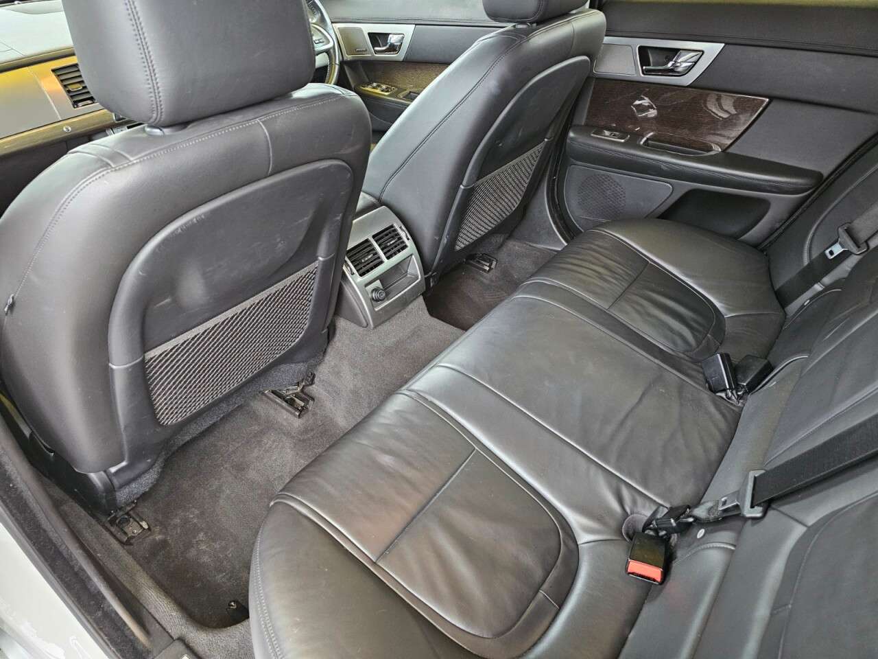 2014 JAGUAR XF 2014 JAGUAR XF