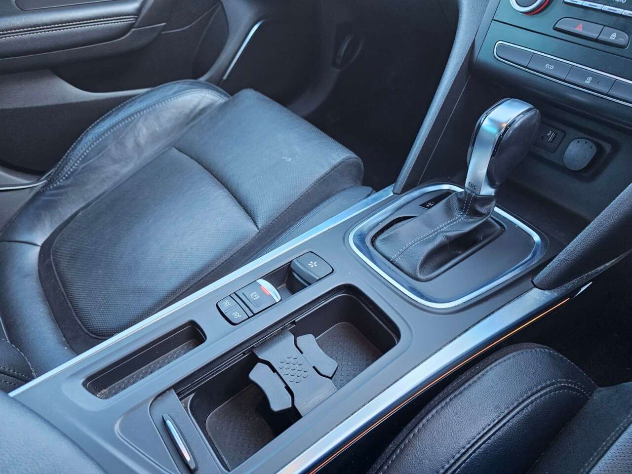 2016 RENAULT MEGANE 2016 RENAULT MEGANE