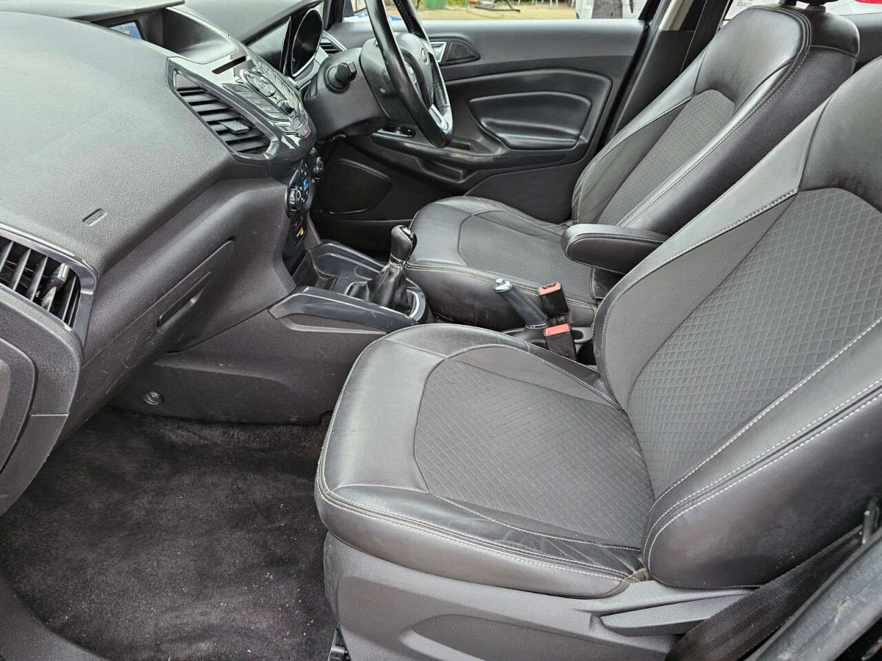 2015 FORD ECOSPORT 2015 FORD ECOSPORT