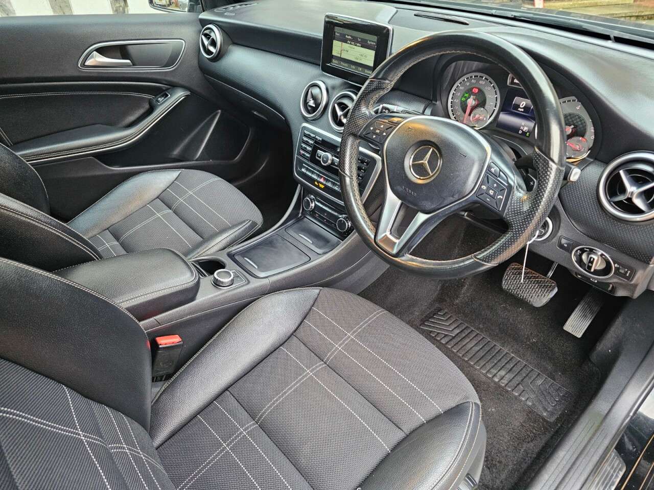 2014 MERCEDES-BENZ A-CLASS 2014 MERCEDES-BENZ A-CLASS