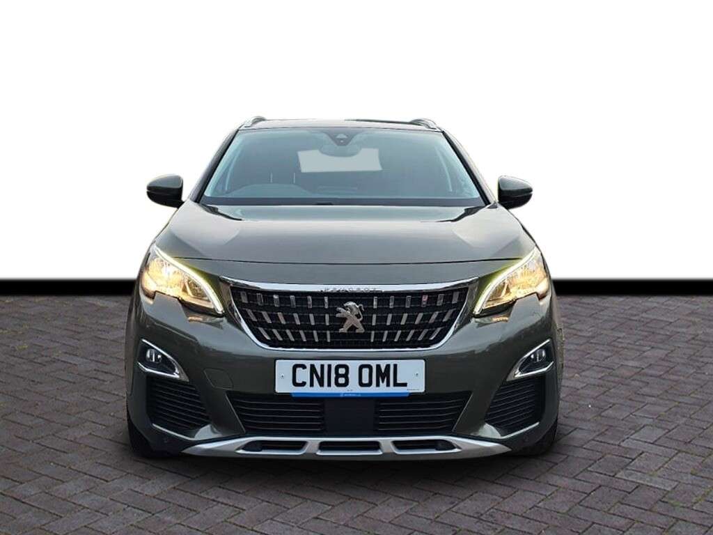 A 2018 PEUGEOT 3008 1.2 PureTech Allure SUV 5dr Petrol EAT Euro 6 (s/s) (130 ps) 6 M warrantty A 2018 PEUGEOT 3008 1.2 PureTech Allure SUV 5dr Petrol EAT Euro 6 (s/s) (130 ps) 6 M warrantty