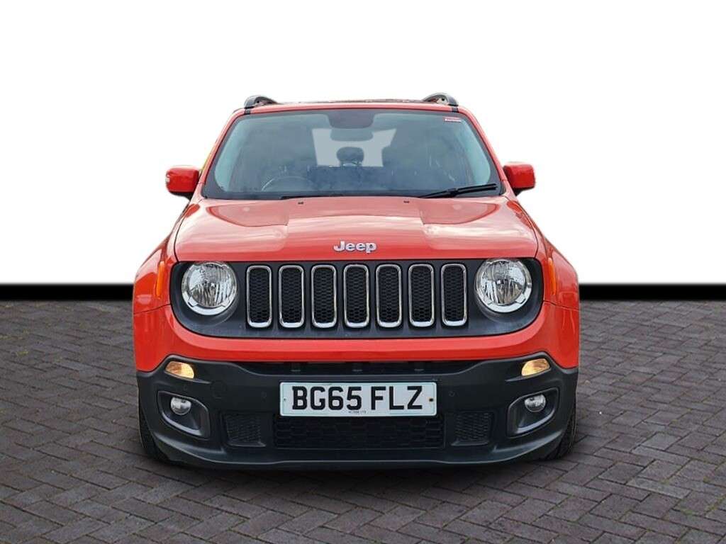 A 2015 JEEP RENEGADE 1.6 E-TorQ Longitude SUV 5dr Petrol Manual Euro 6 (s/s) (110 ps) 6 months w A 2015 JEEP RENEGADE 1.6 E-TorQ Longitude SUV 5dr Petrol Manual Euro 6 (s/s) (110 ps) 6 months w