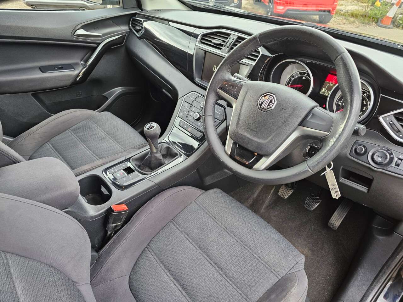 2018 MG GS 2018 MG GS