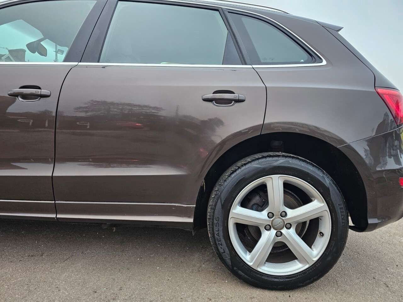 2013 AUDI Q5 2013 AUDI Q5