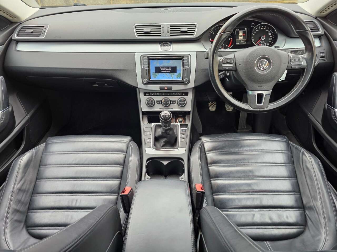 A 2015 VOLKSWAGEN CC 2.0 TDI BlueMotion Tech GT Saloon 4dr Diesel Manual Euro 6 (s/s) (150 ps) 6 A 2015 VOLKSWAGEN CC 2.0 TDI BlueMotion Tech GT Saloon 4dr Diesel Manual Euro 6 (s/s) (150 ps) 6