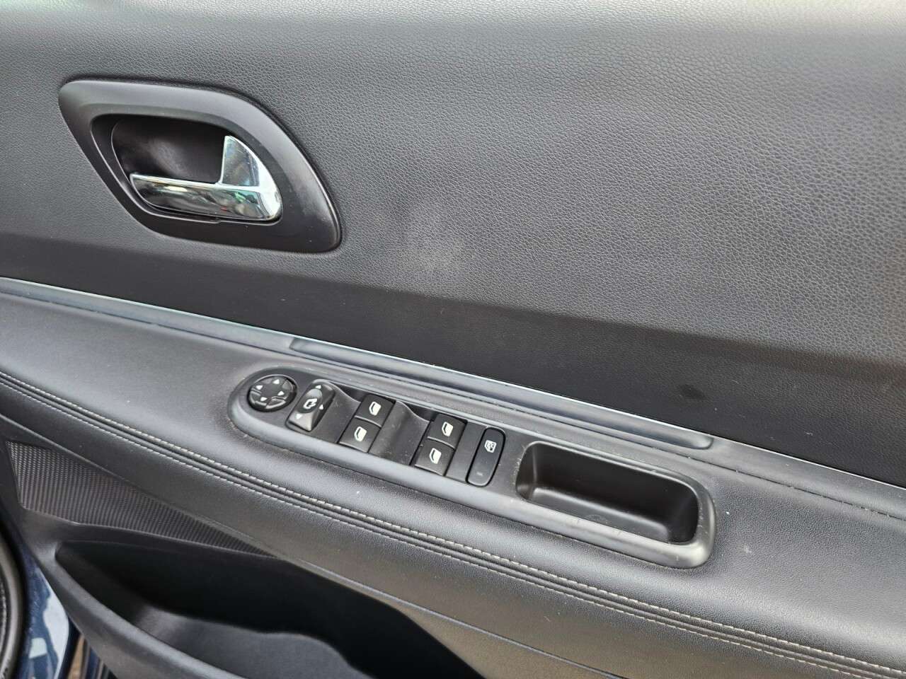 2015 PEUGEOT 3008 2015 PEUGEOT 3008