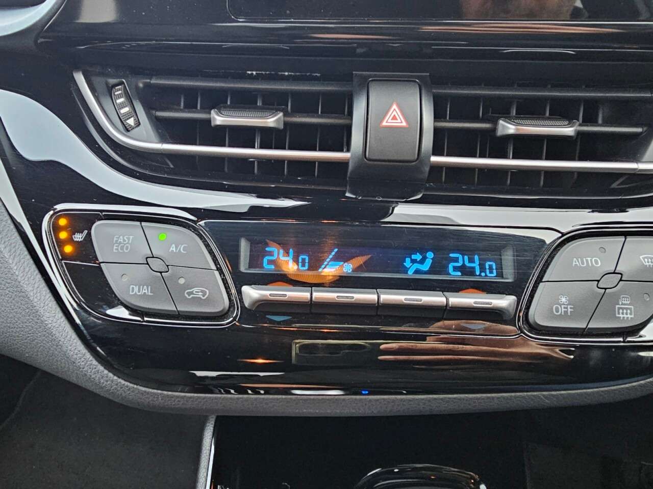 2020 TOYOTA C-HR 2020 TOYOTA C-HR