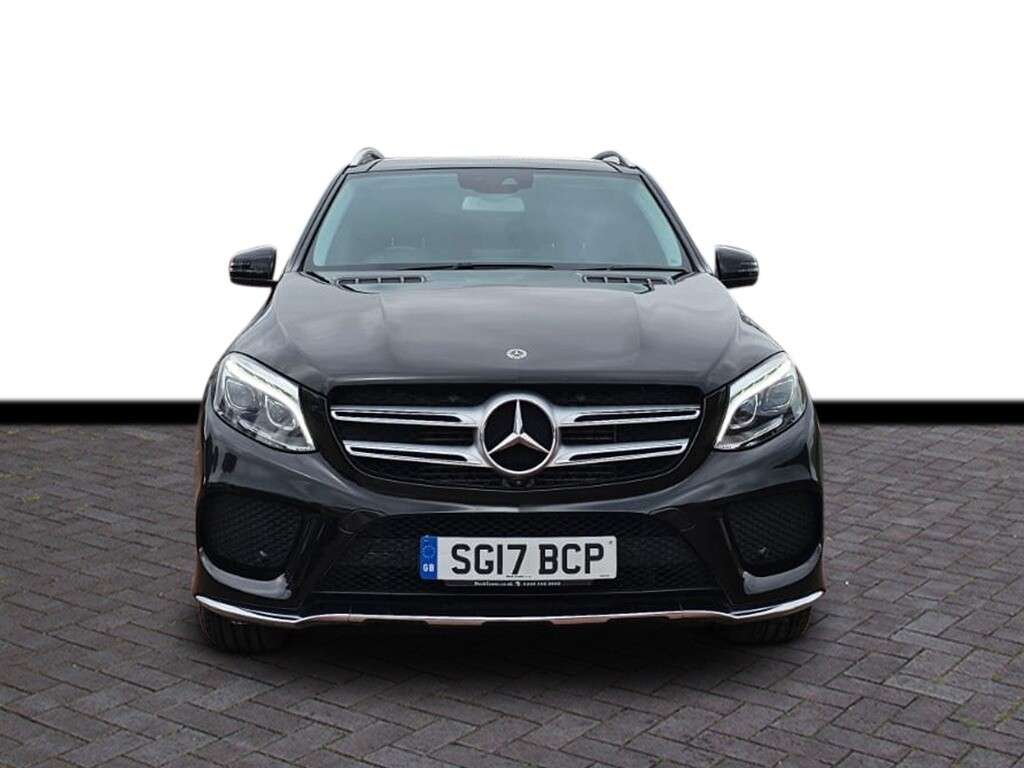 A 2017 MERCEDES-BENZ GLE 2.1 GLE250d AMG Line (Premium) SUV 5dr Diesel G-Tronic 4MATIC Euro 6 (s/s) A 2017 MERCEDES-BENZ GLE 2.1 GLE250d AMG Line (Premium) SUV 5dr Diesel G-Tronic 4MATIC Euro 6 (s/s)