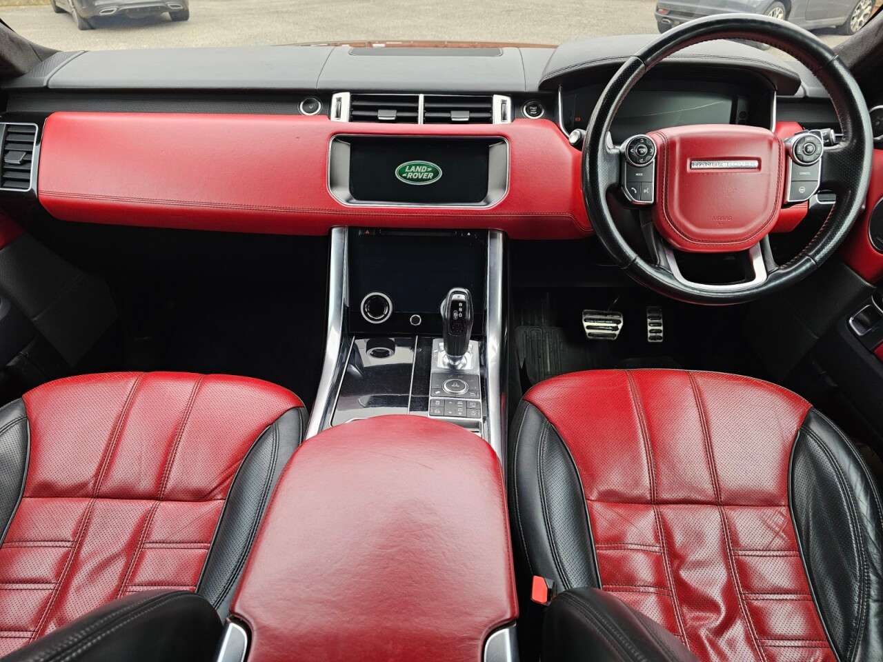 A 2017 LAND ROVER RANGE ROVER SPORT 3.0 SD V6 Autobiography Dynamic SUV 5dr Diesel Auto 4WD Euro 6 (s/s) (306 p A 2017 LAND ROVER RANGE ROVER SPORT 3.0 SD V6 Autobiography Dynamic SUV 5dr Diesel Auto 4WD Euro 6 (s/s) (306 p