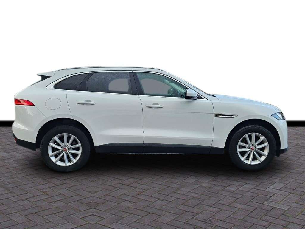 A 2017 JAGUAR F-PACE 2.0 D180 Prestige SUV 5dr Diesel Auto AWD Euro 6 (s/s) (180 ps) 6 Months wa A 2017 JAGUAR F-PACE 2.0 D180 Prestige SUV 5dr Diesel Auto AWD Euro 6 (s/s) (180 ps) 6 Months wa