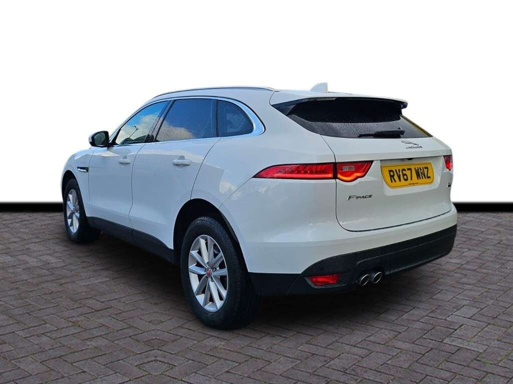 2017 JAGUAR F-PACE 2017 JAGUAR F-PACE