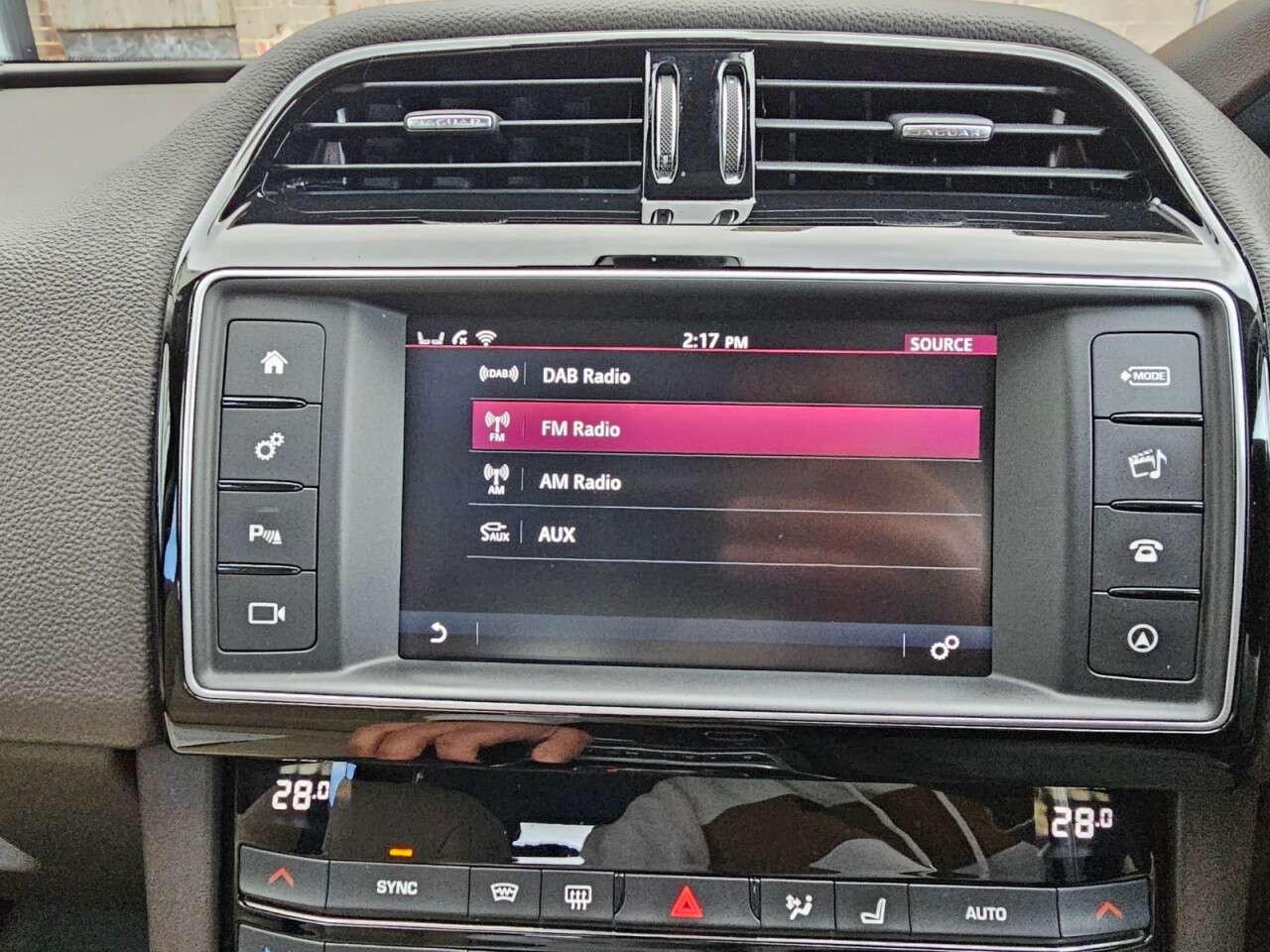 2017 JAGUAR F-PACE 2017 JAGUAR F-PACE