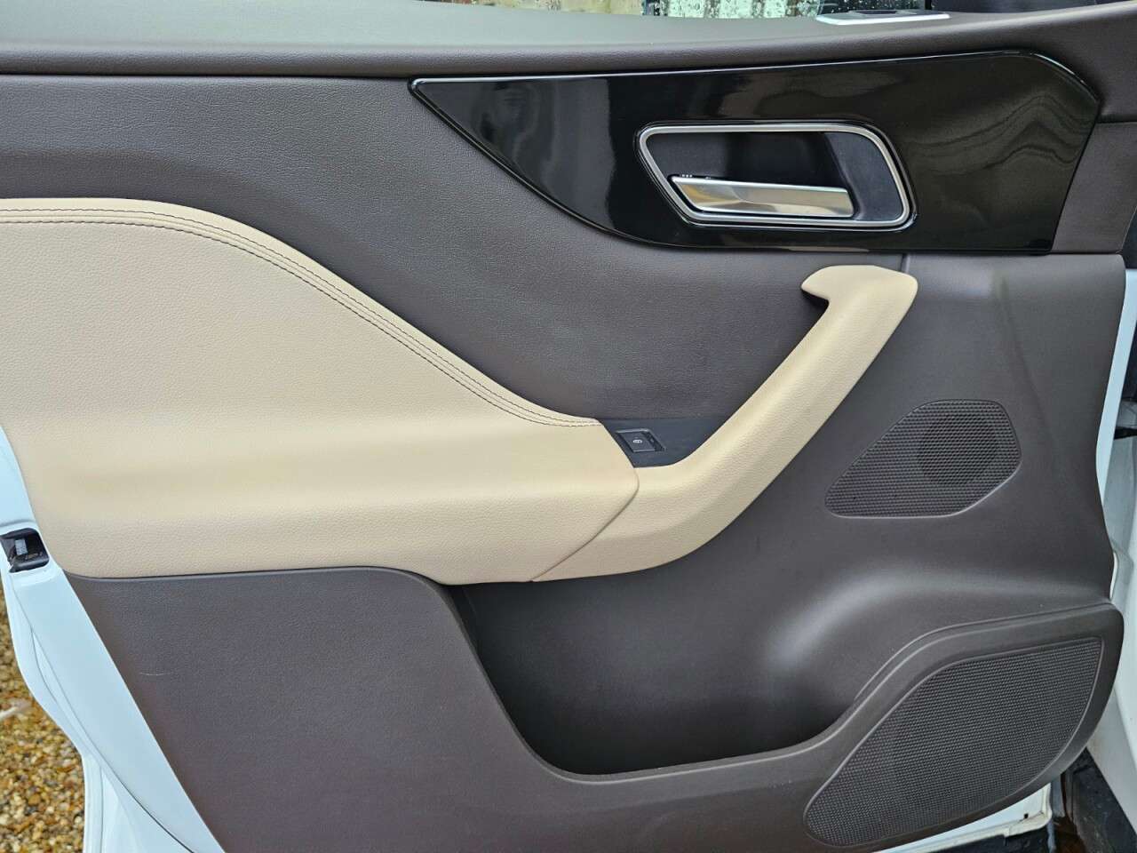 2017 JAGUAR F-PACE 2017 JAGUAR F-PACE